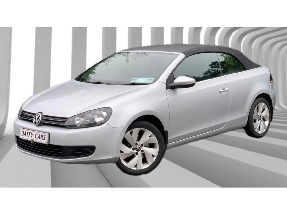 Volkswagen Golf CAB BLUEMOTION 1.2 TSI 105HP MANUA - Image 1