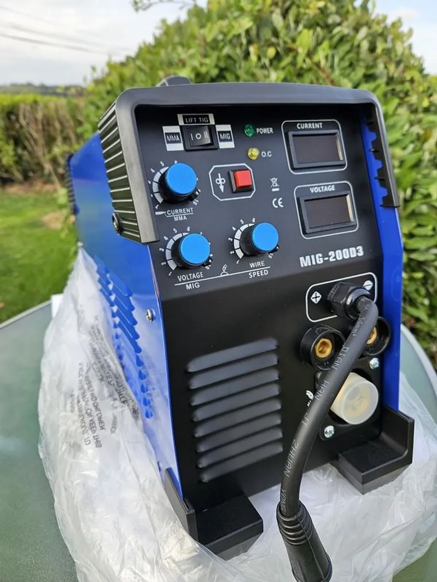 Mig Welder - Image 1
