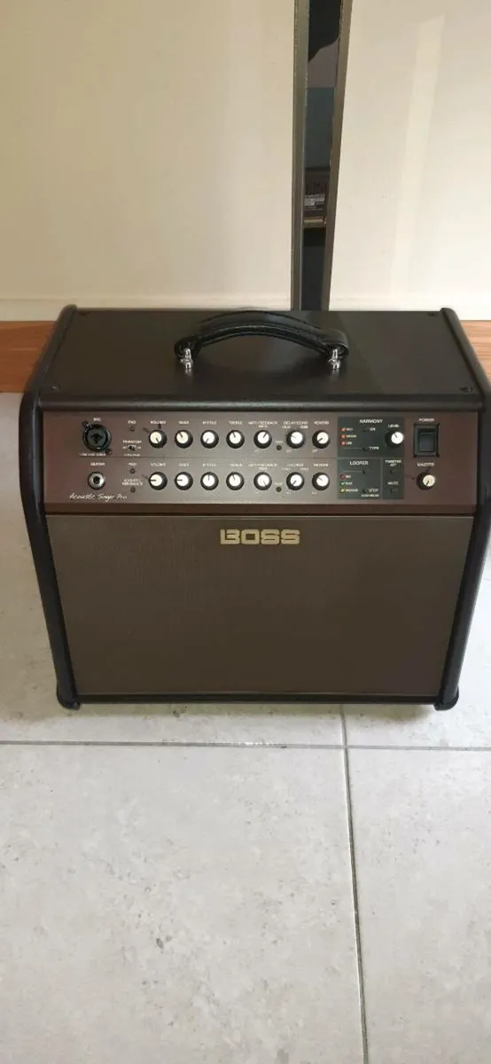 Combie guitar vocals Amp - Image 4