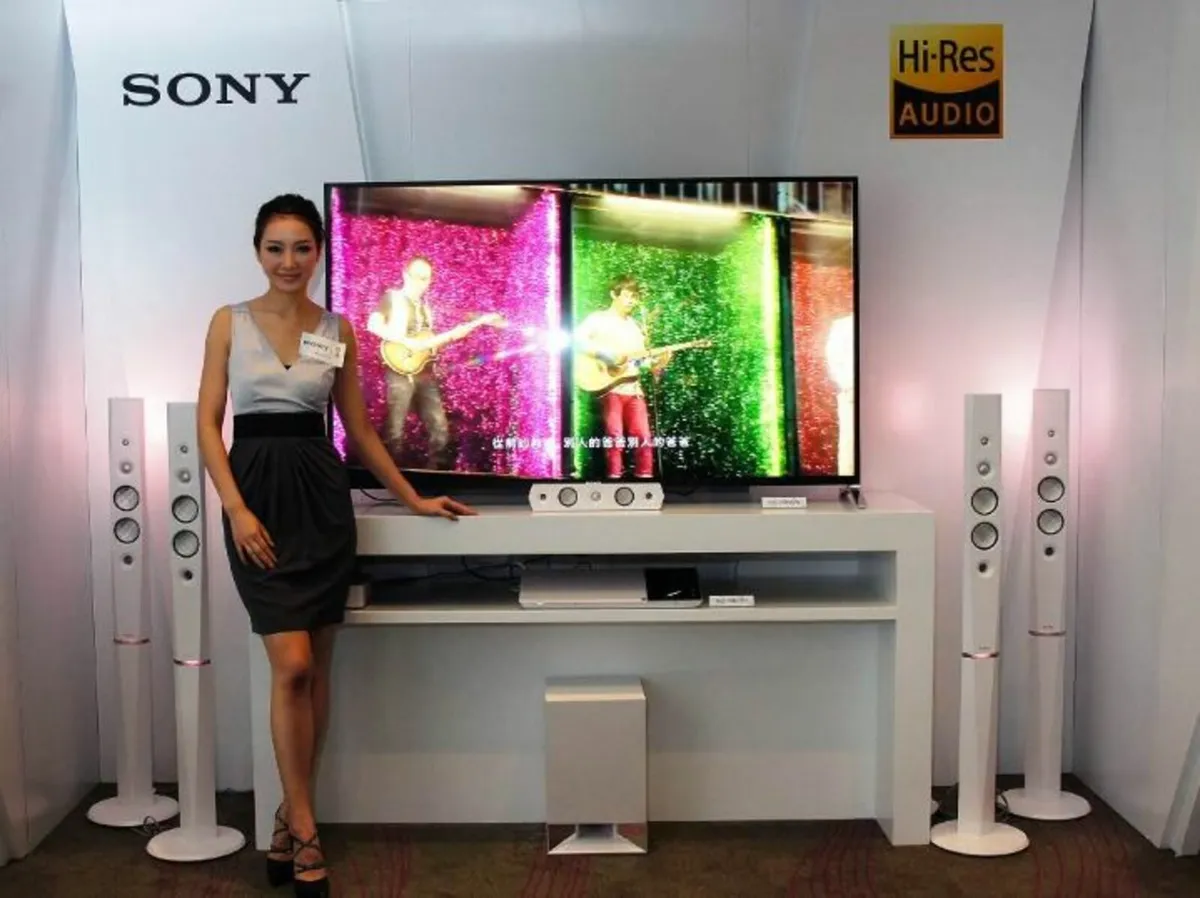 Sony Blu-ray Home Cinema System with Bluetooth - Image 1