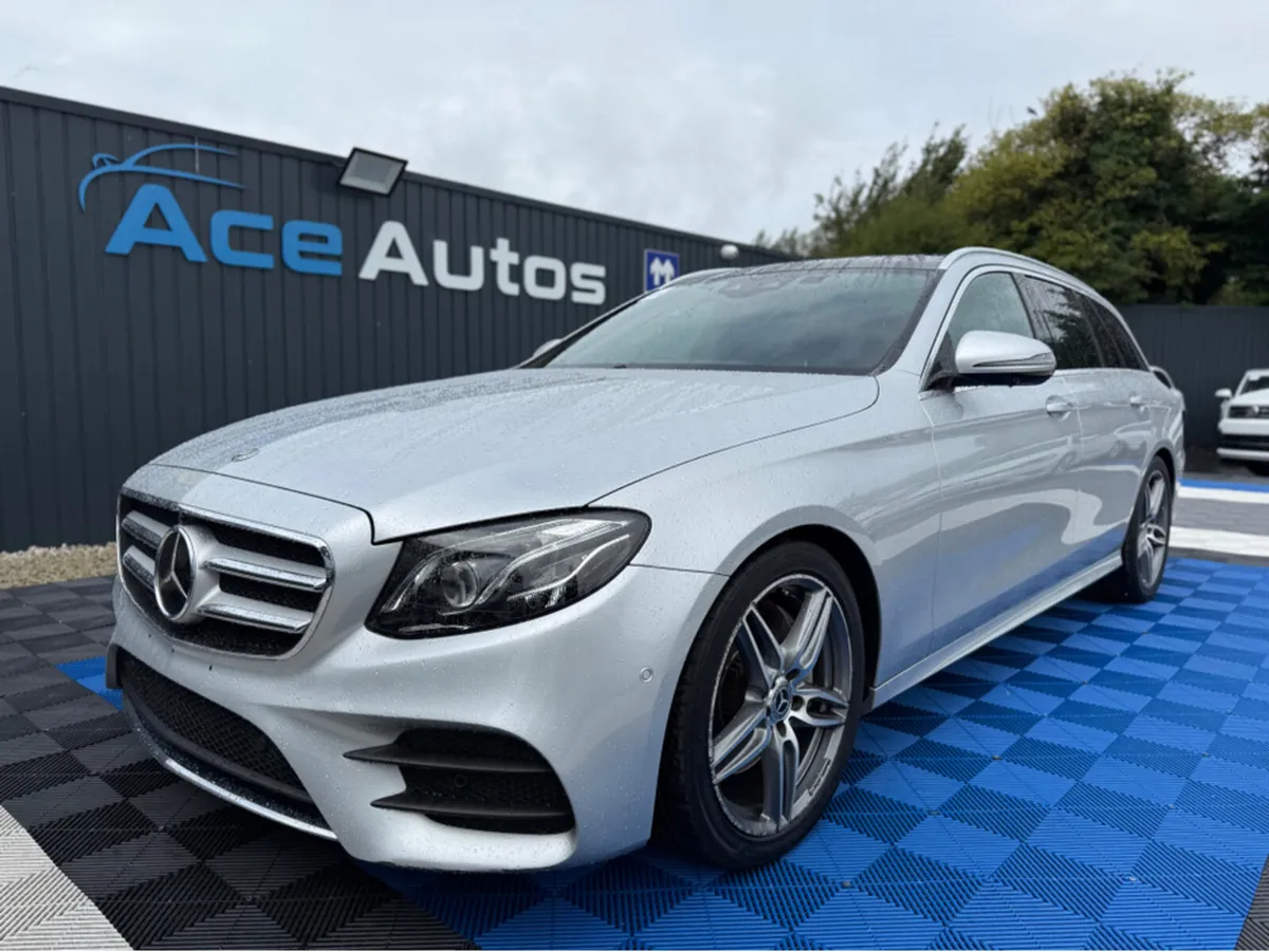Mercedes-Benz E-Class EXCLUSIVE - 2.0L DIESEL - AU - Image 2