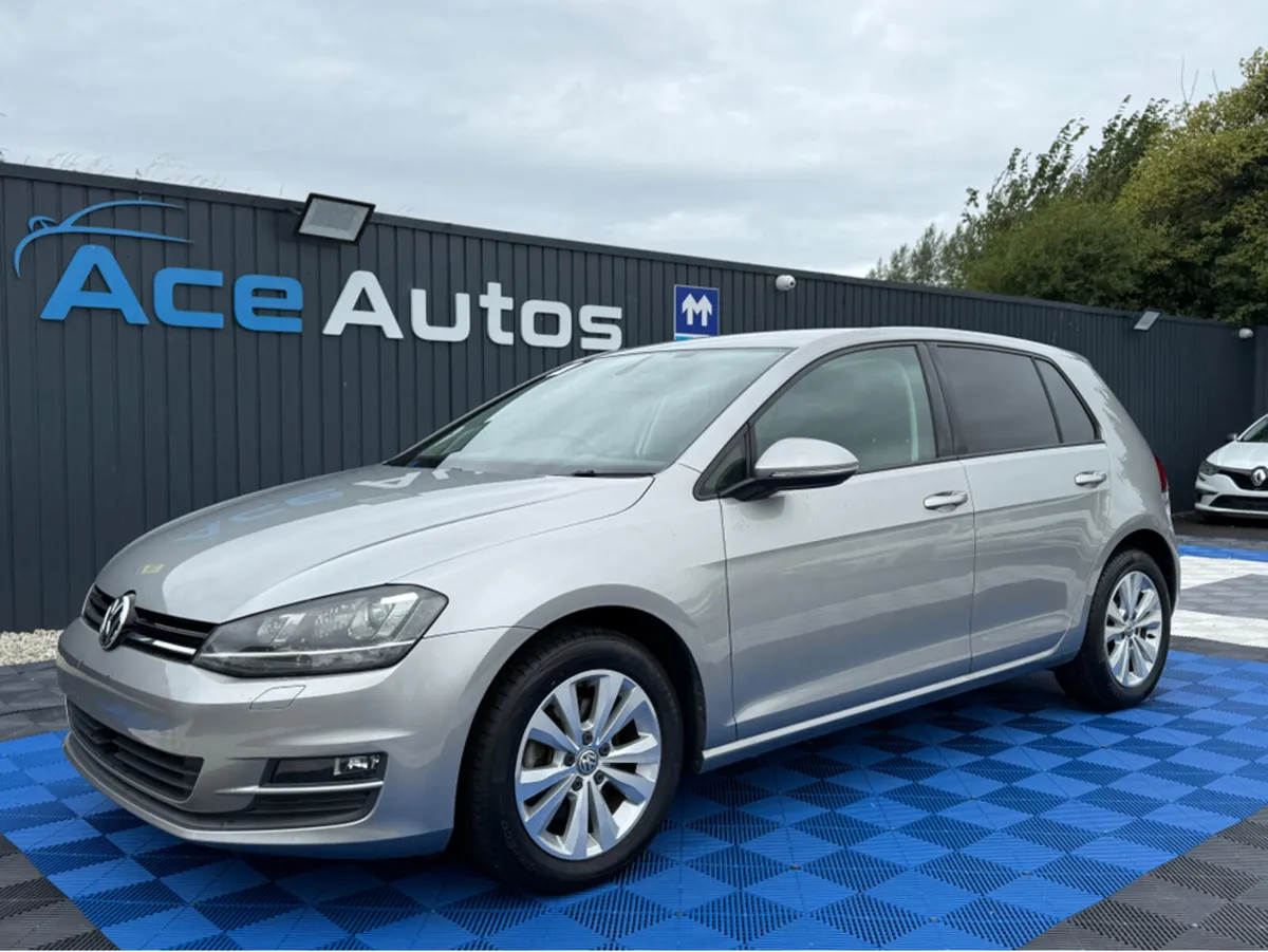 Volkswagen Golf 1.2 PETROL - AUTO - 12M WARRANTY - - Image 3