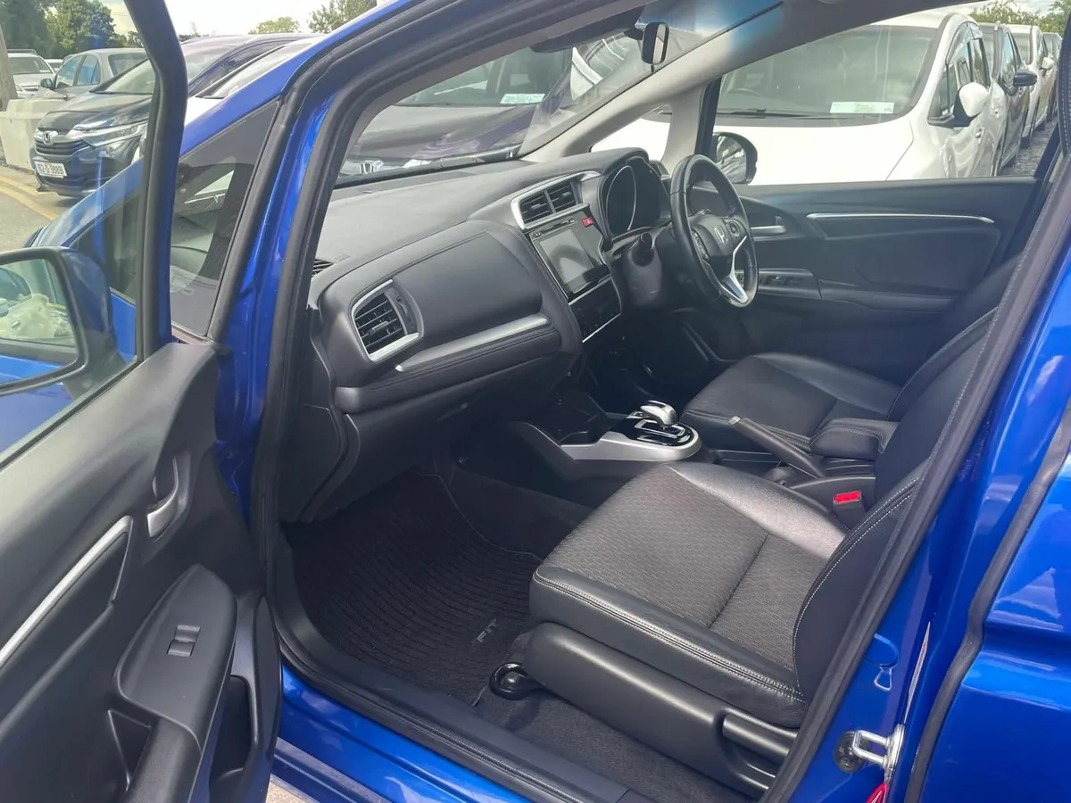 Honda Fit 2014 - Image 3