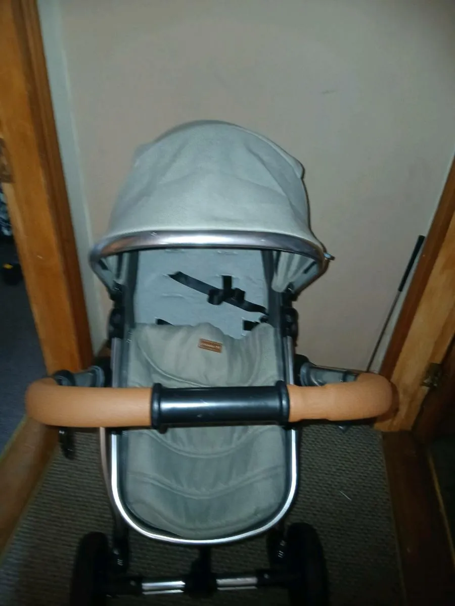 Panorama 3 in 1 pram - Image 4
