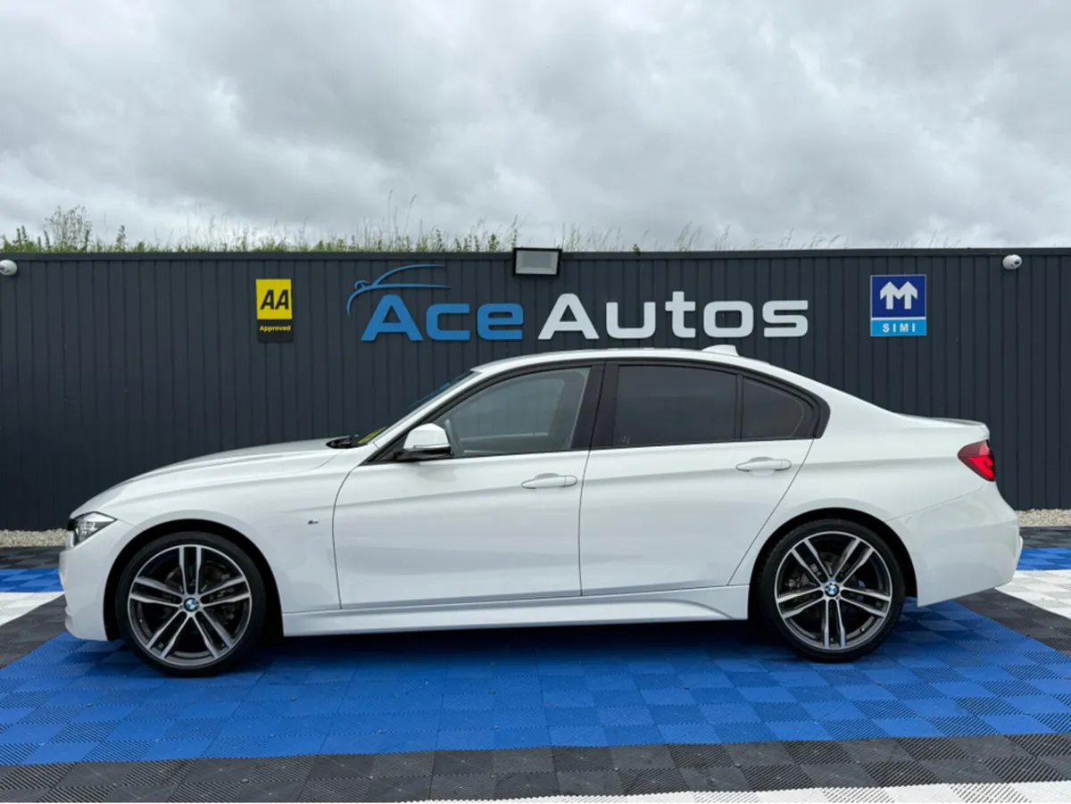 BMW 3-Series M-SPORT SHADOW EDT - 2.0L DIESEL - AU - Image 4