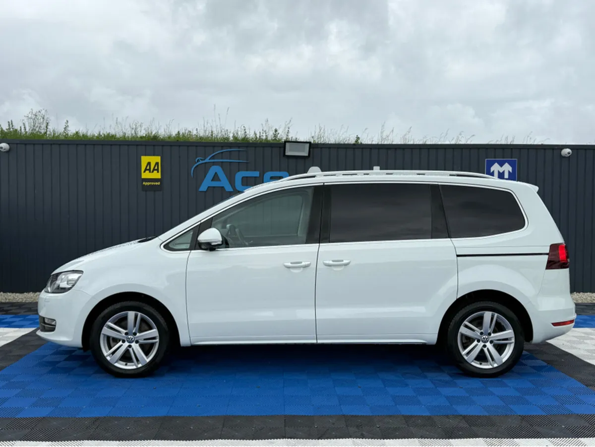 Volkswagen Sharan HIGHLINE - 1.4 PETROL - 7 SEATS - Image 4
