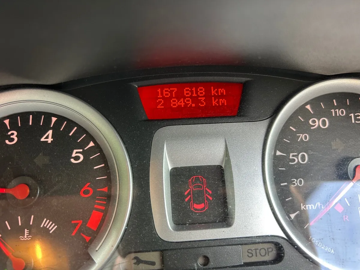 Renault Clio 2010 - Image 3