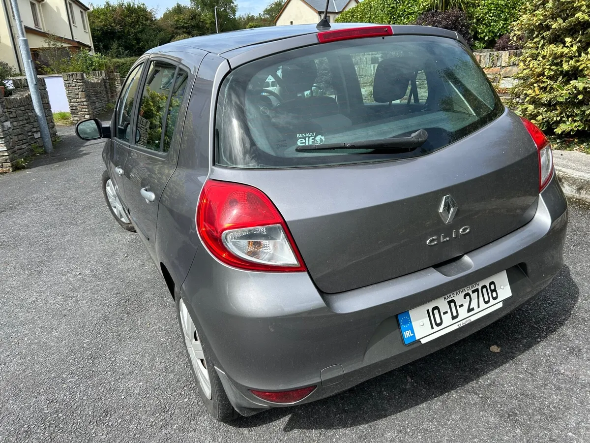 Renault Clio 2010 - Image 4