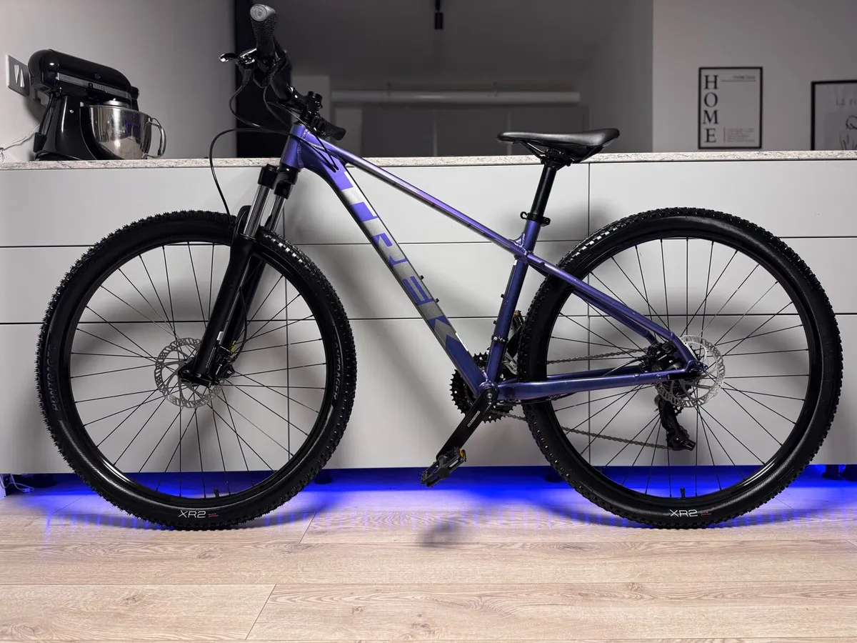 TREK Marlin 5 Hardtail MTB - Image 2