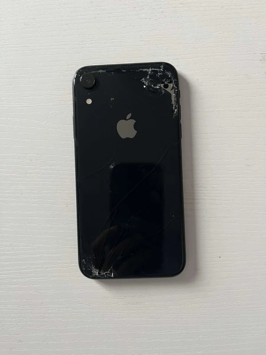 iPhone XR Black 64GB Unlocked / SIM-Free - Image 4