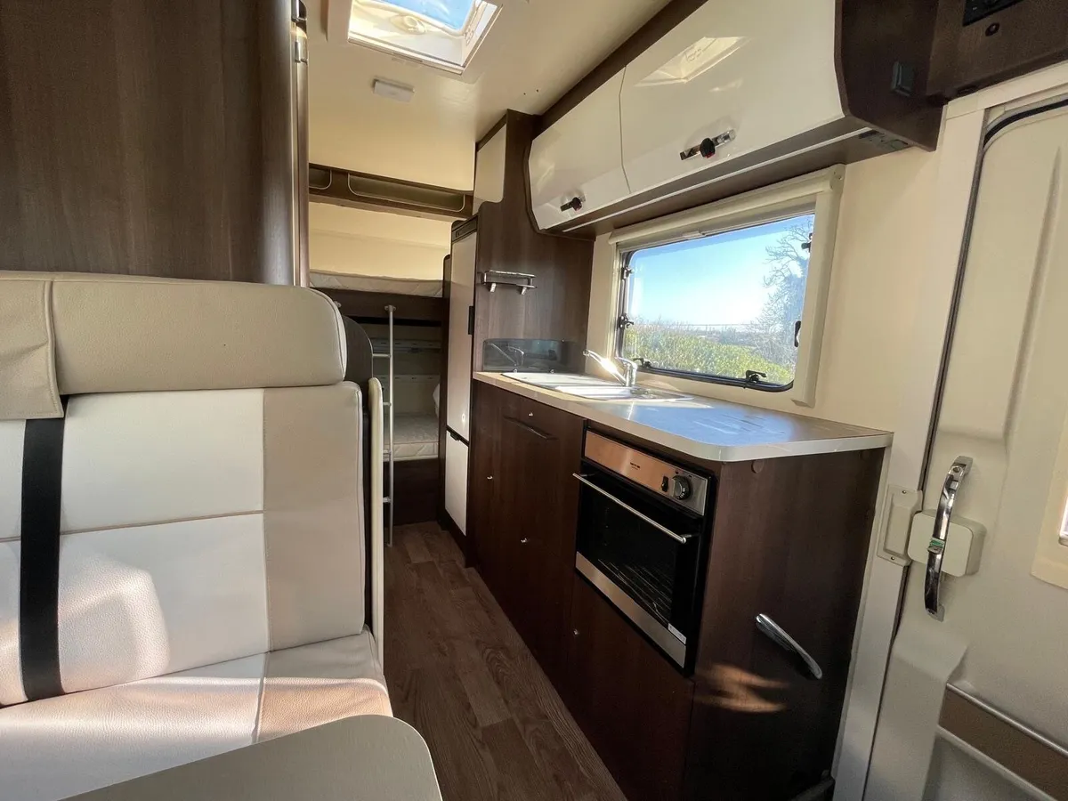 Camper - Image 4