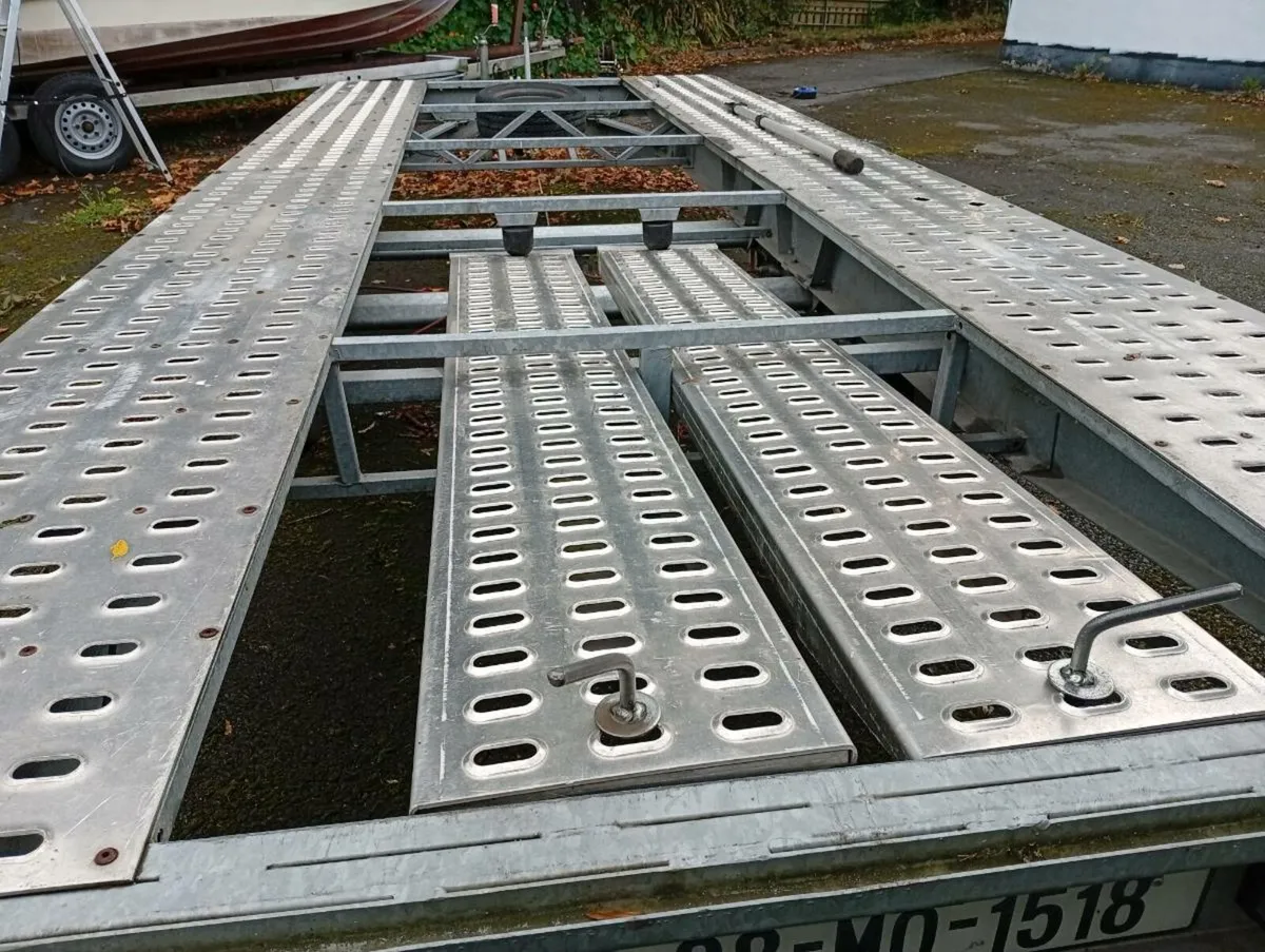 Car transport trailer - Image 1