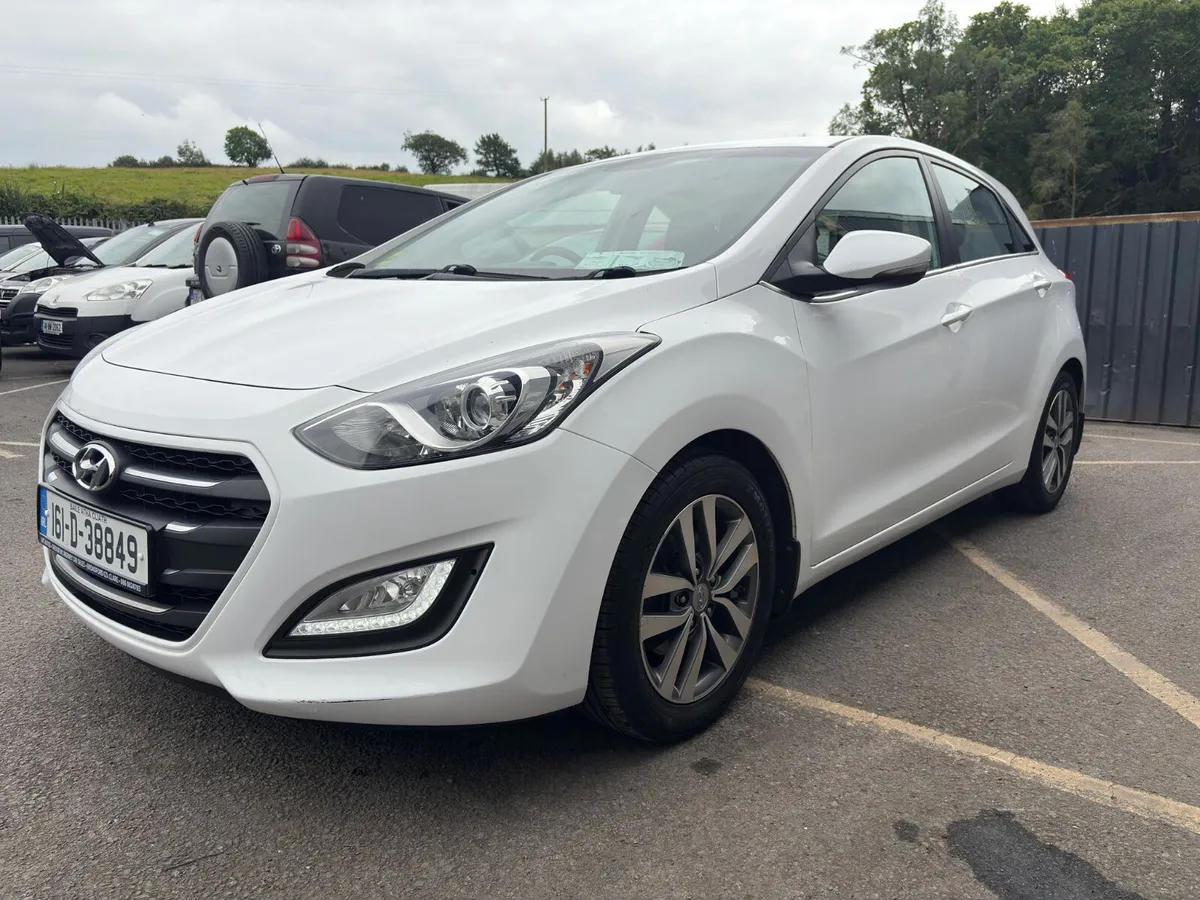 Hyundai i30 2016 - Image 2