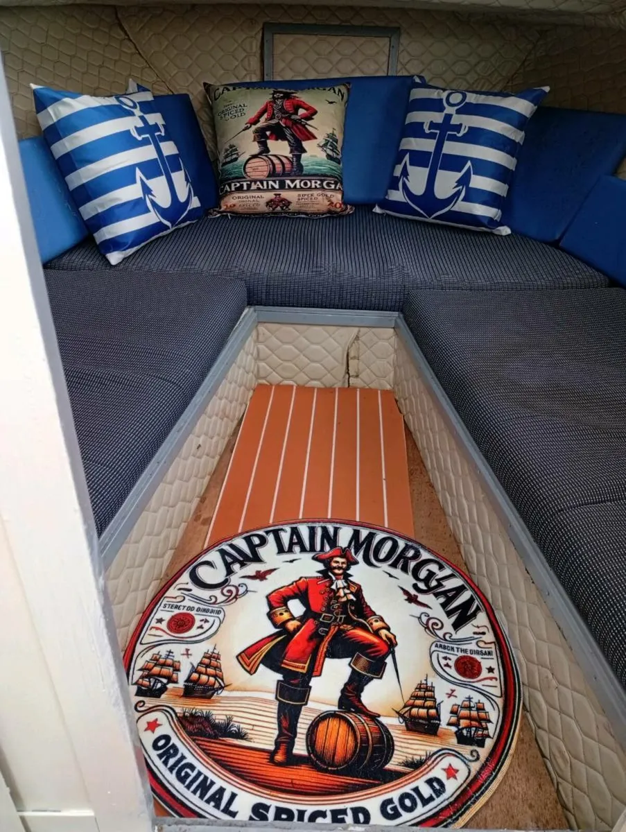 Boat day cruiser - Image 2