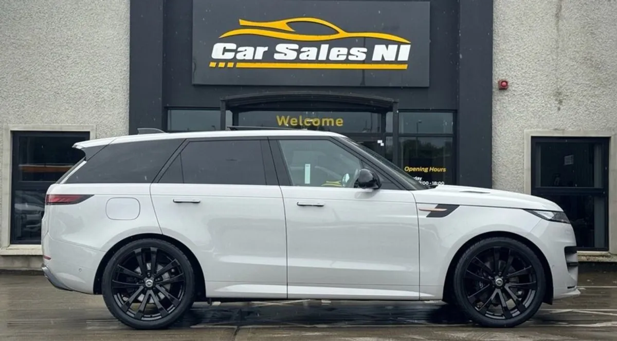 Land Rover Range Rover Sport 3.0 D300 Mhev Dynami - Image 3