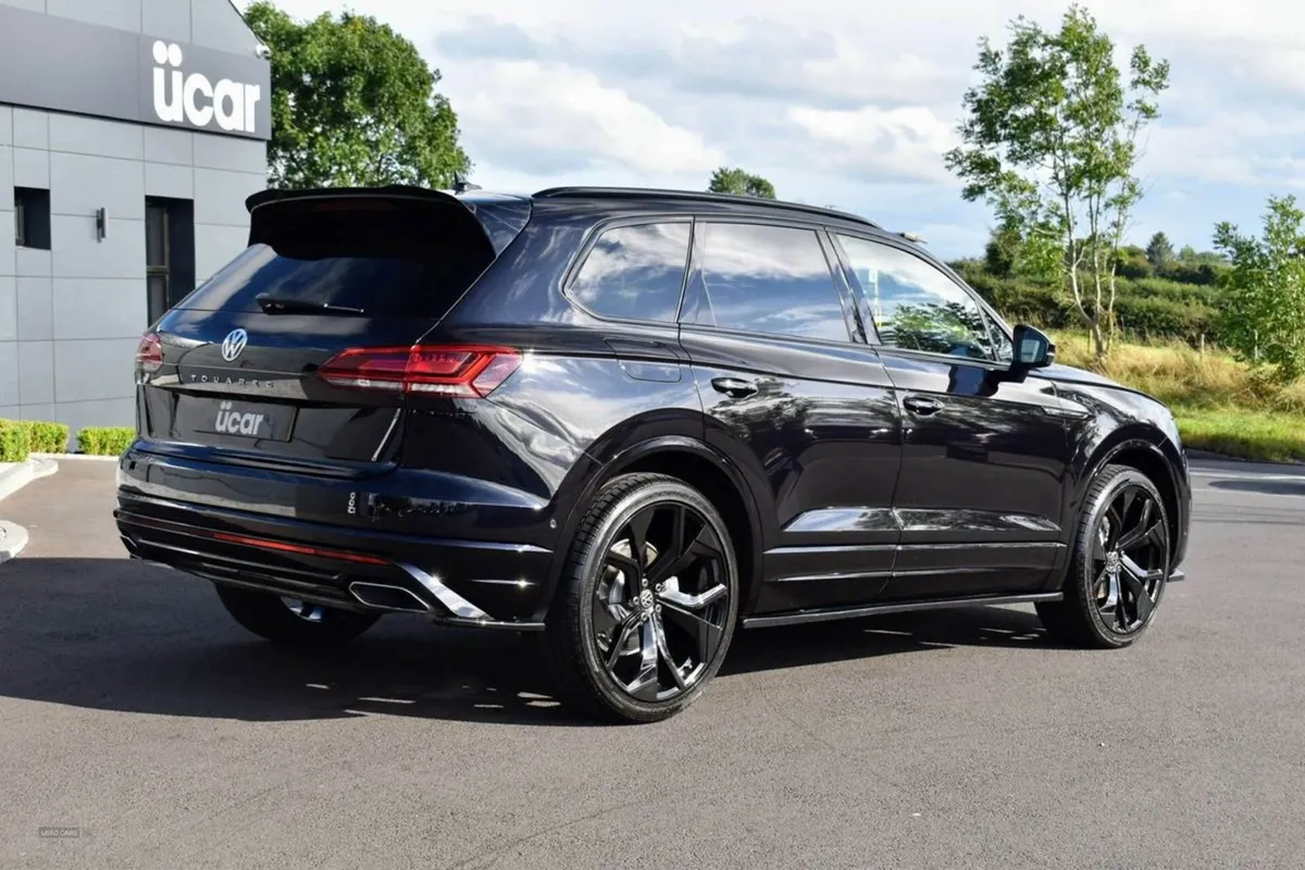 Volkswagen Touareg 3.0 Touareg V6 R-line TDI Auto - Image 4