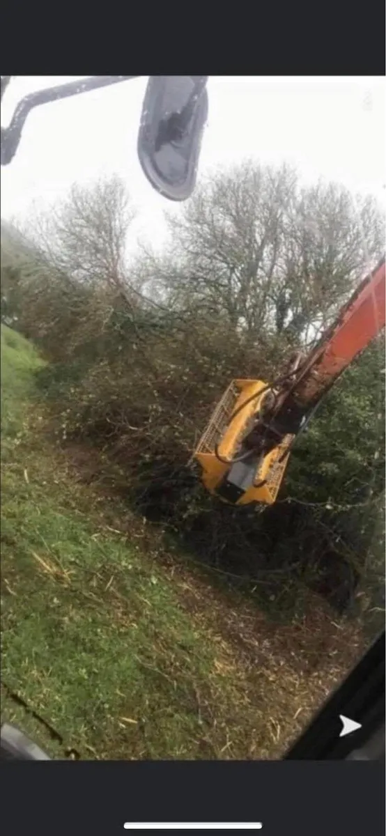Mulcher and tree shears for hire - Image 2