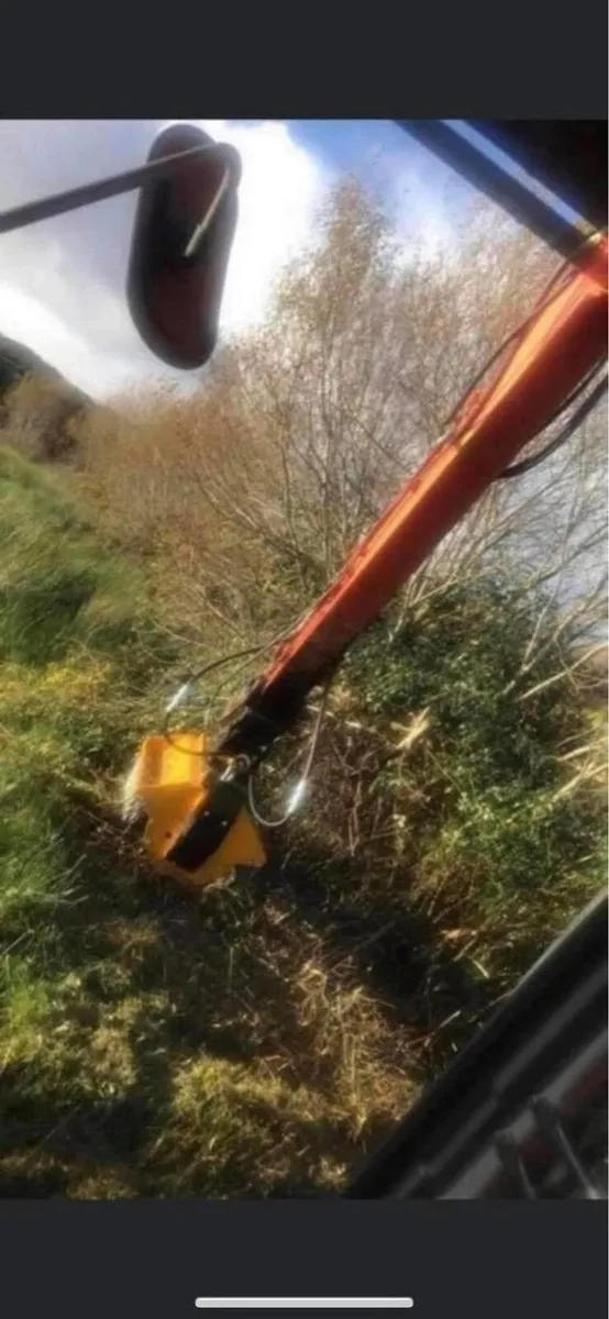 Mulcher and tree shears for hire - Image 4