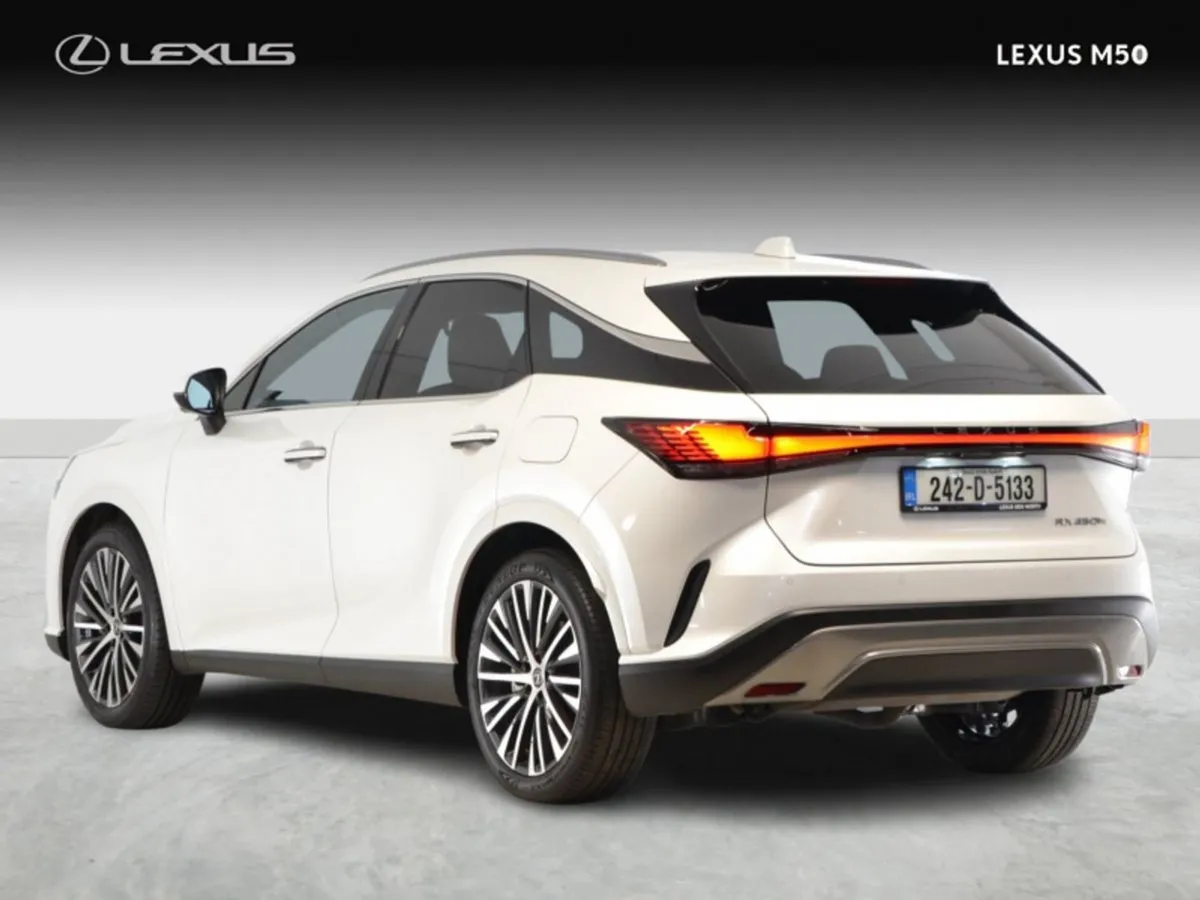 Lexus RX450H+ Luxury - Image 3