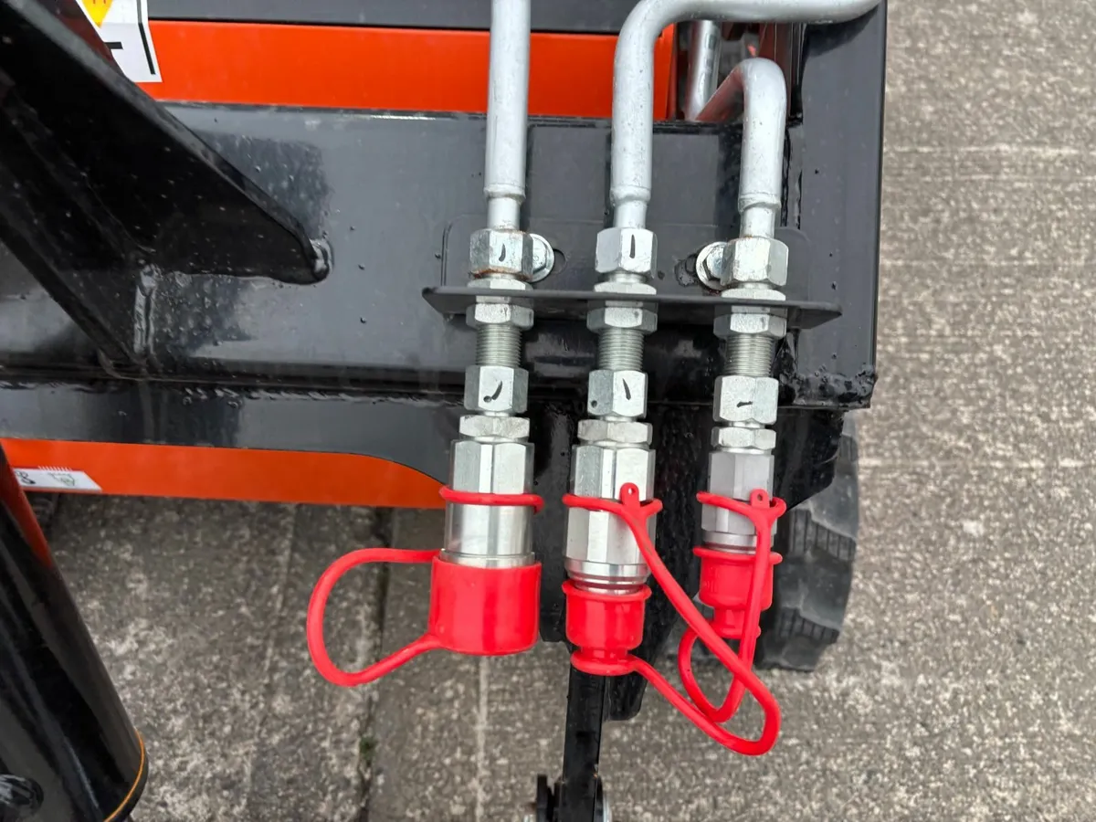 New MMS Mini Skid Steer - Image 4