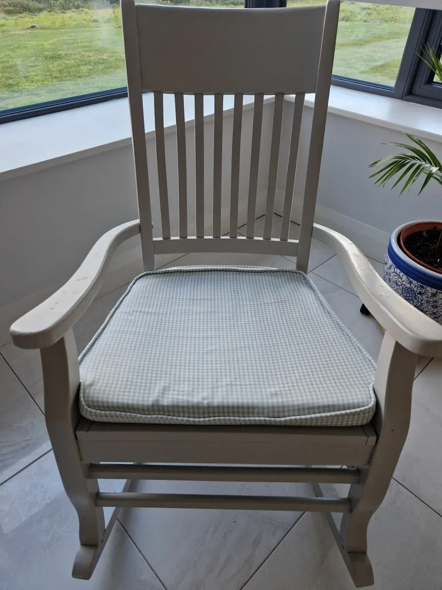 Rocking Chair - Image 2