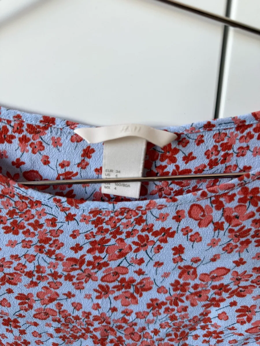 H&M women ladies top, XS - Image 2