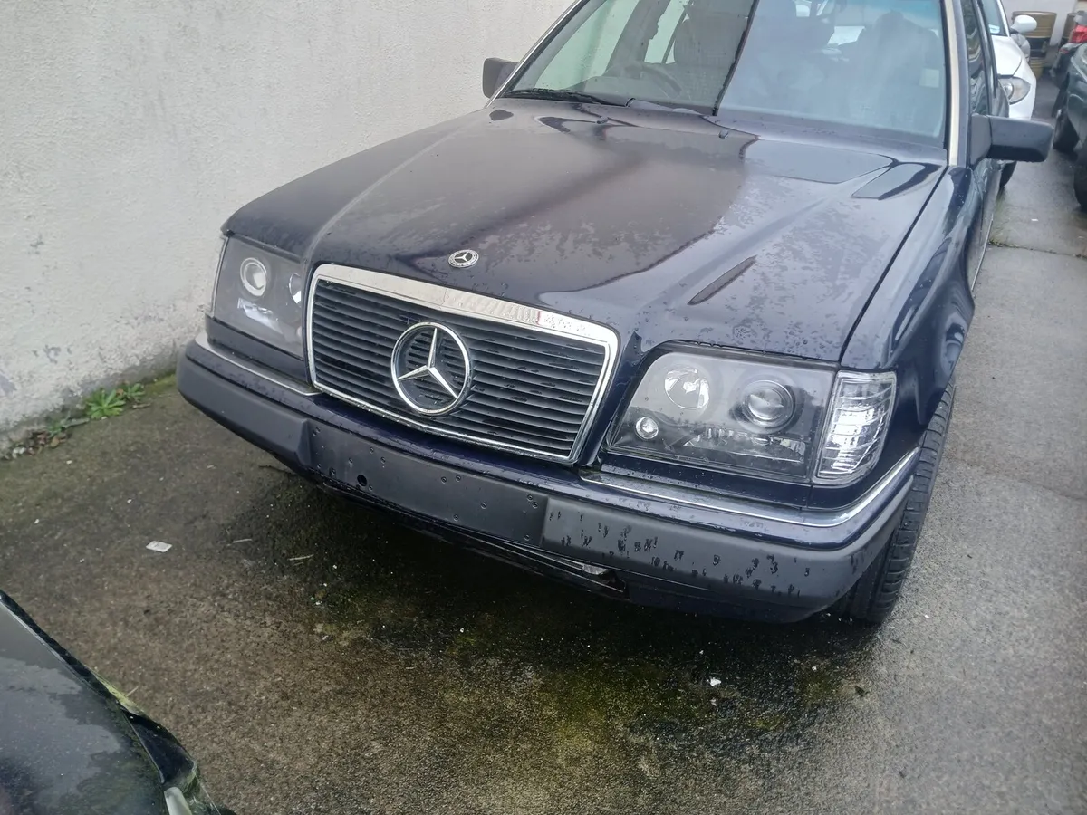 Car - Image 1