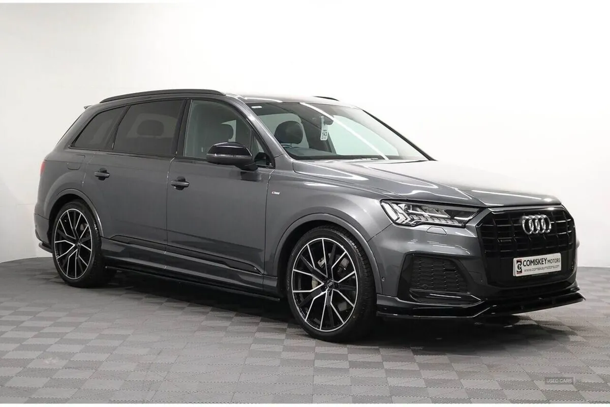 Audi Q7 TDI V6 Black Edition - Image 1