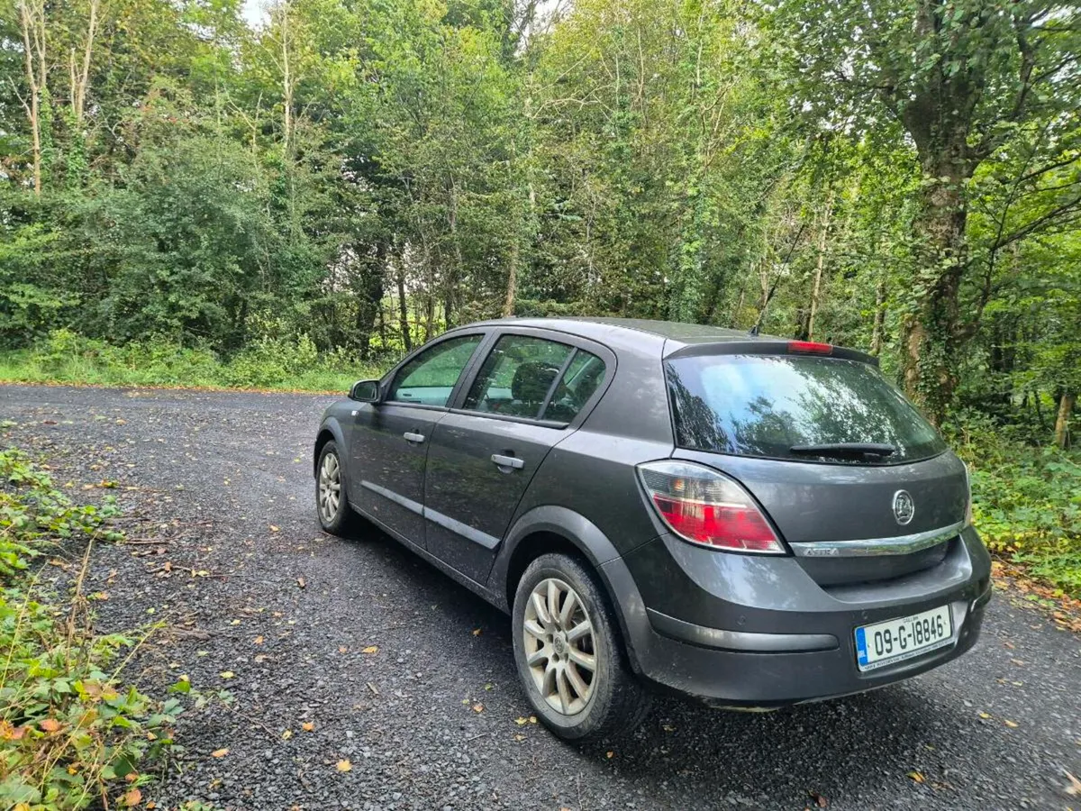 Vauxhall Astra 1.7 Diesel NCT 03/26 - Image 2