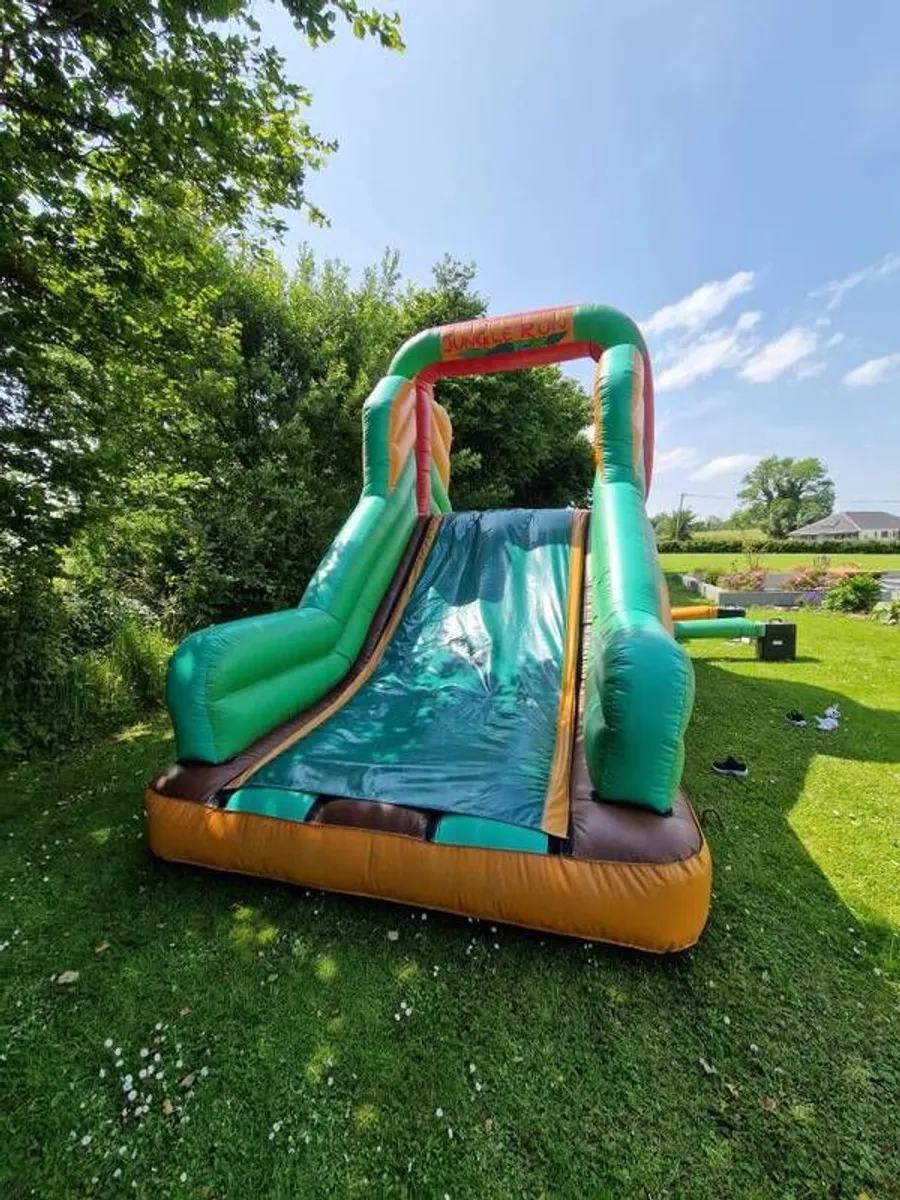 Bouncy Castle - Image 2