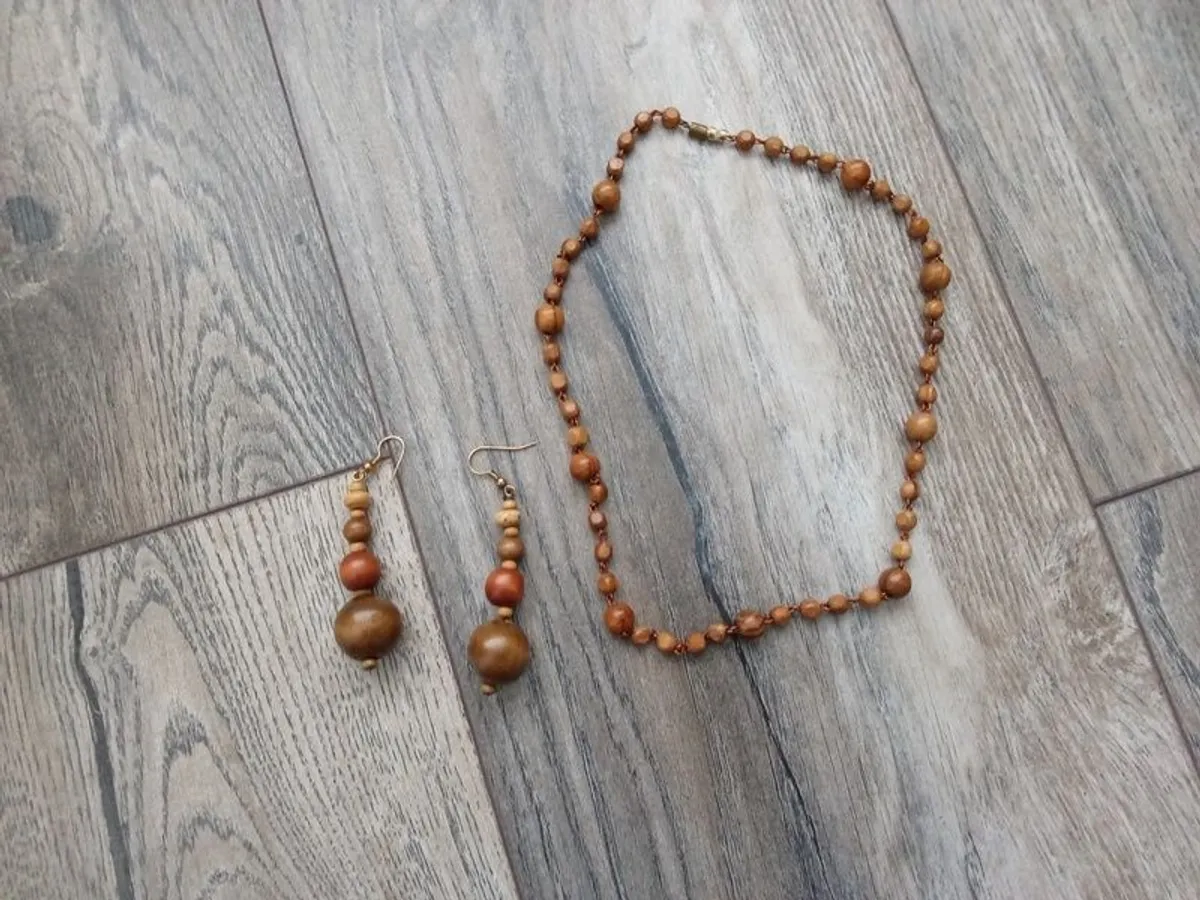 Wooden Beaded Necklace/Earrings - Image 2
