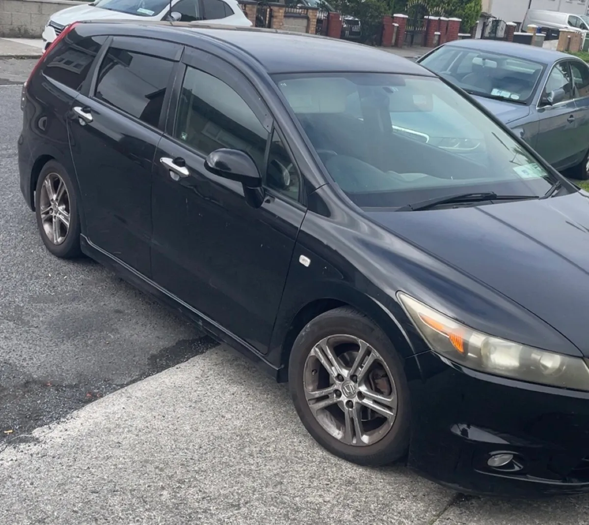 2009 7 seater Honda stream RSZ model - Image 2