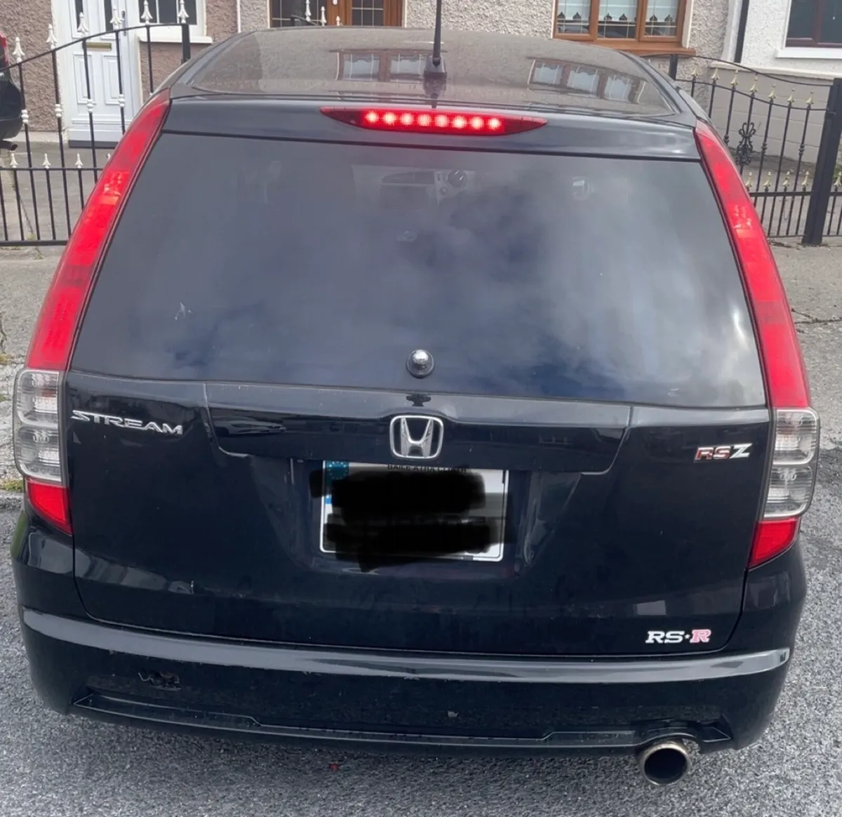 2009 7 seater Honda stream RSZ model - Image 3