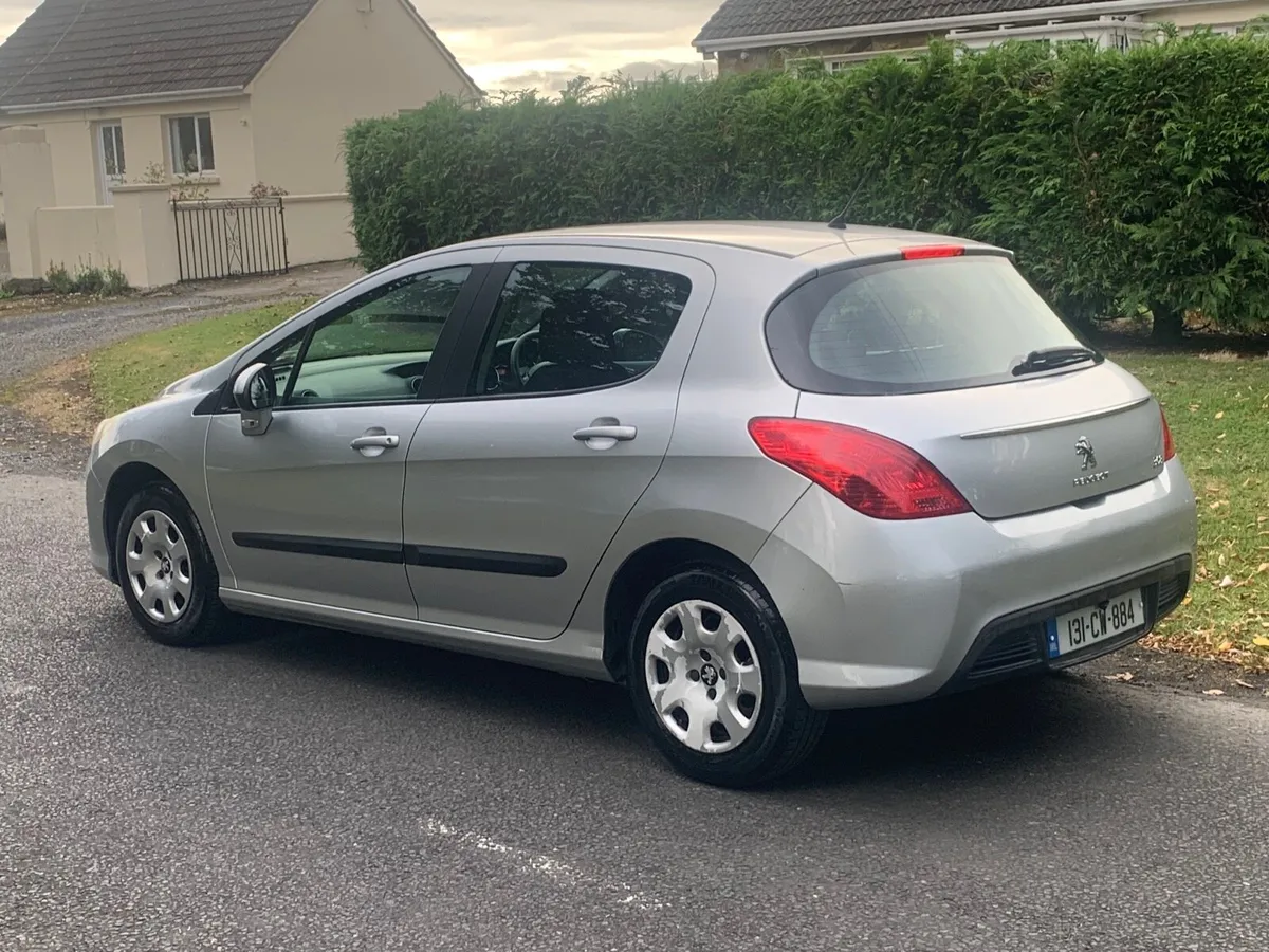 Peugeot 308 LOW MILES NEW NCT - Image 3
