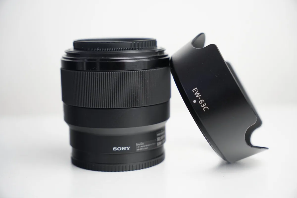 Sony FE 50mm f/1.8 - Image 1