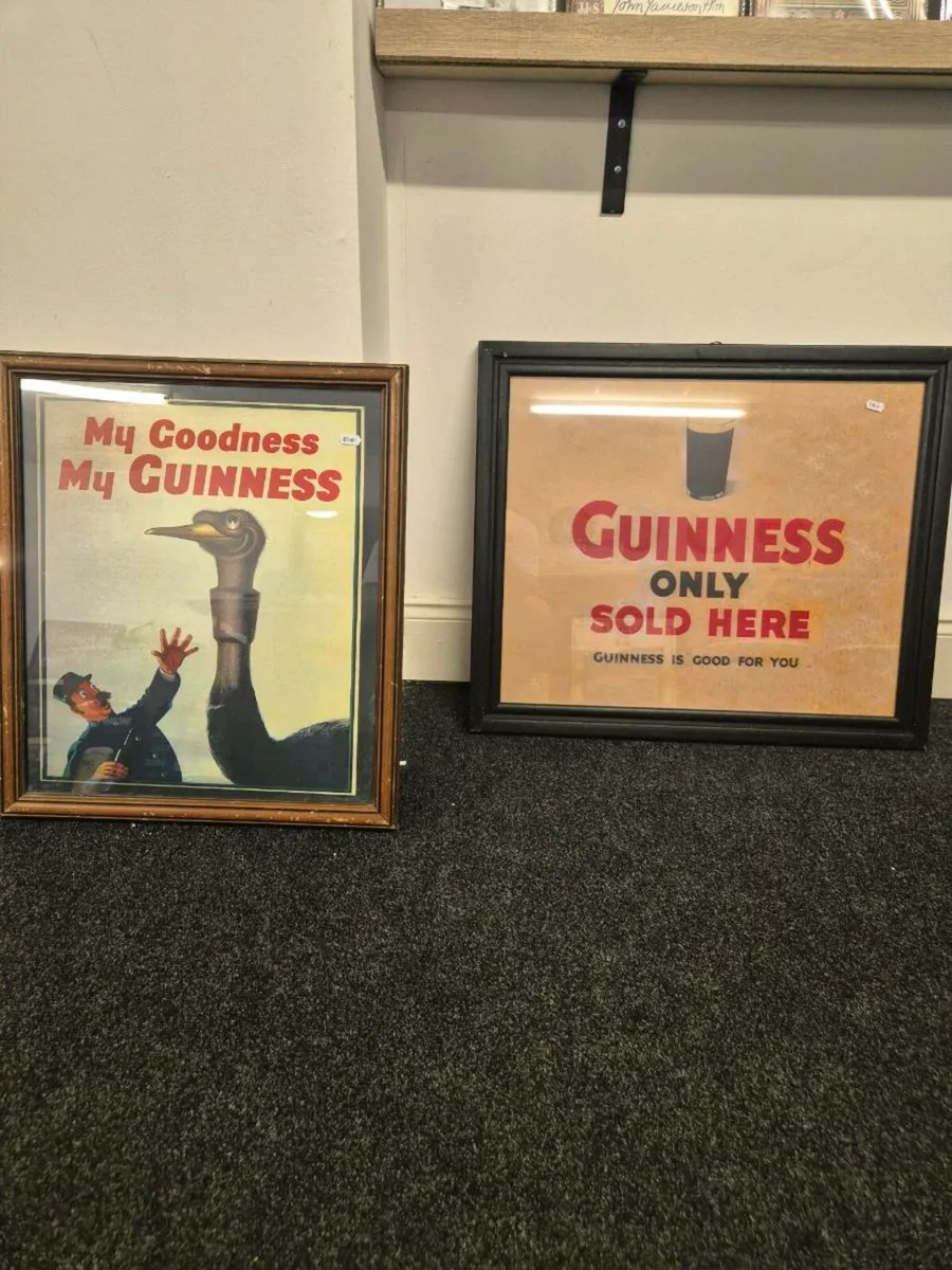 Home bar memorabilia - Image 4