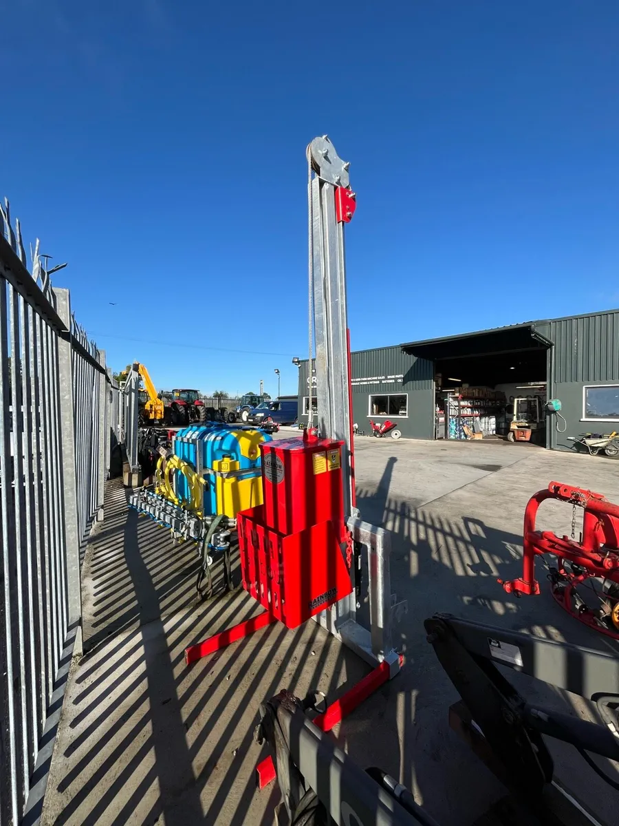Rainbow Engineering Post Driver - Image 1
