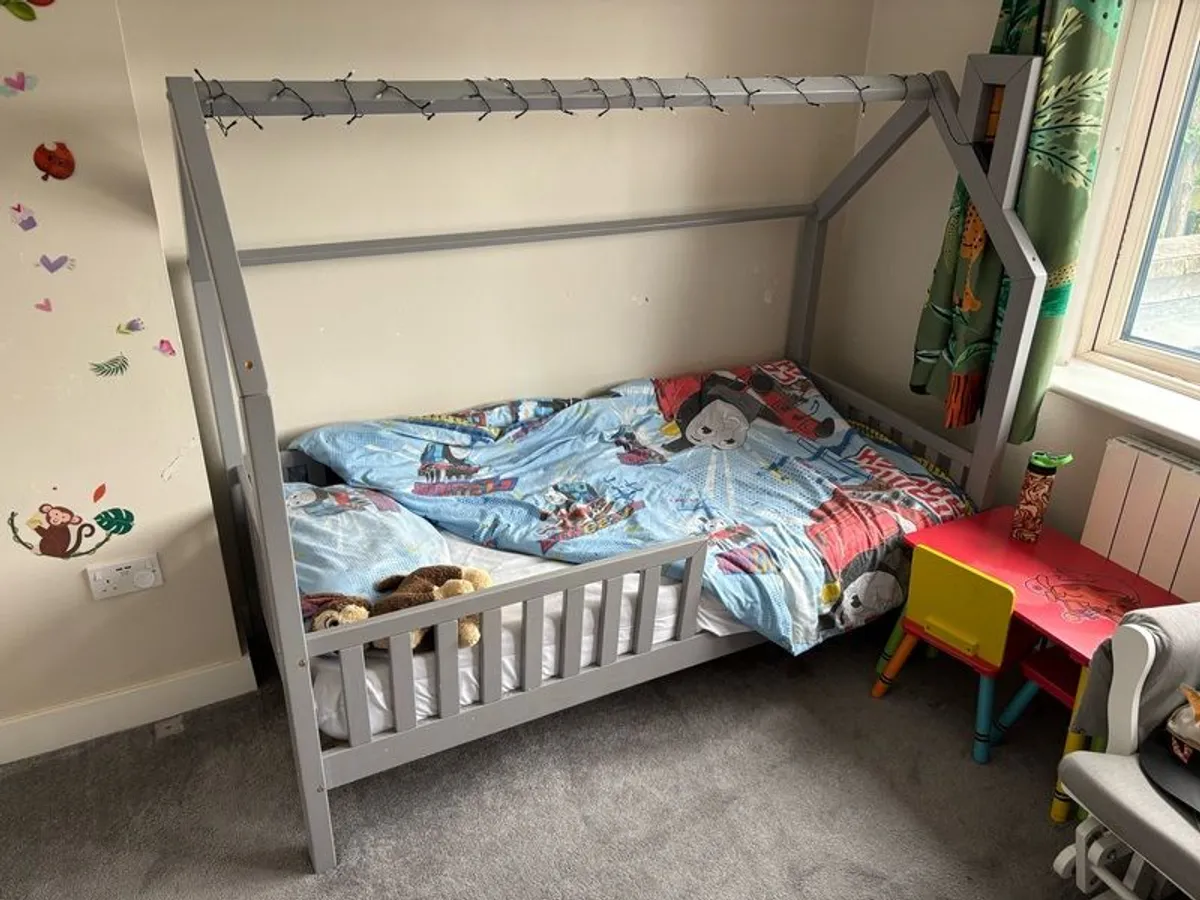 Kids Bed - Image 2