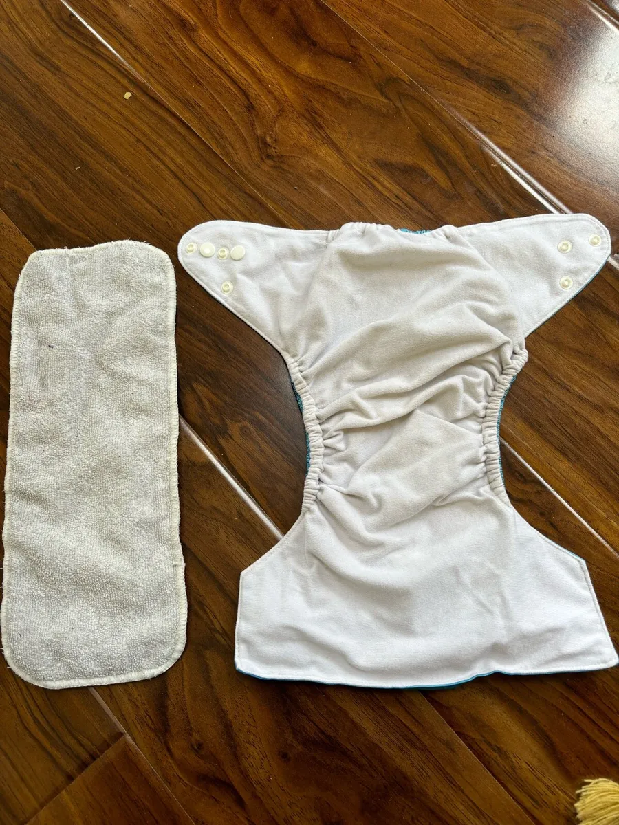 Reusable cloth nappies - Image 3