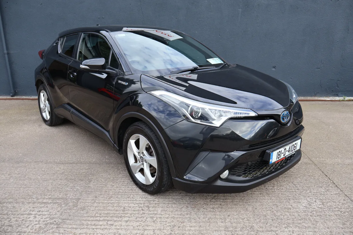 Toyota C-HR Luna 24 month NCT & 12 Month Warranty! - Image 3