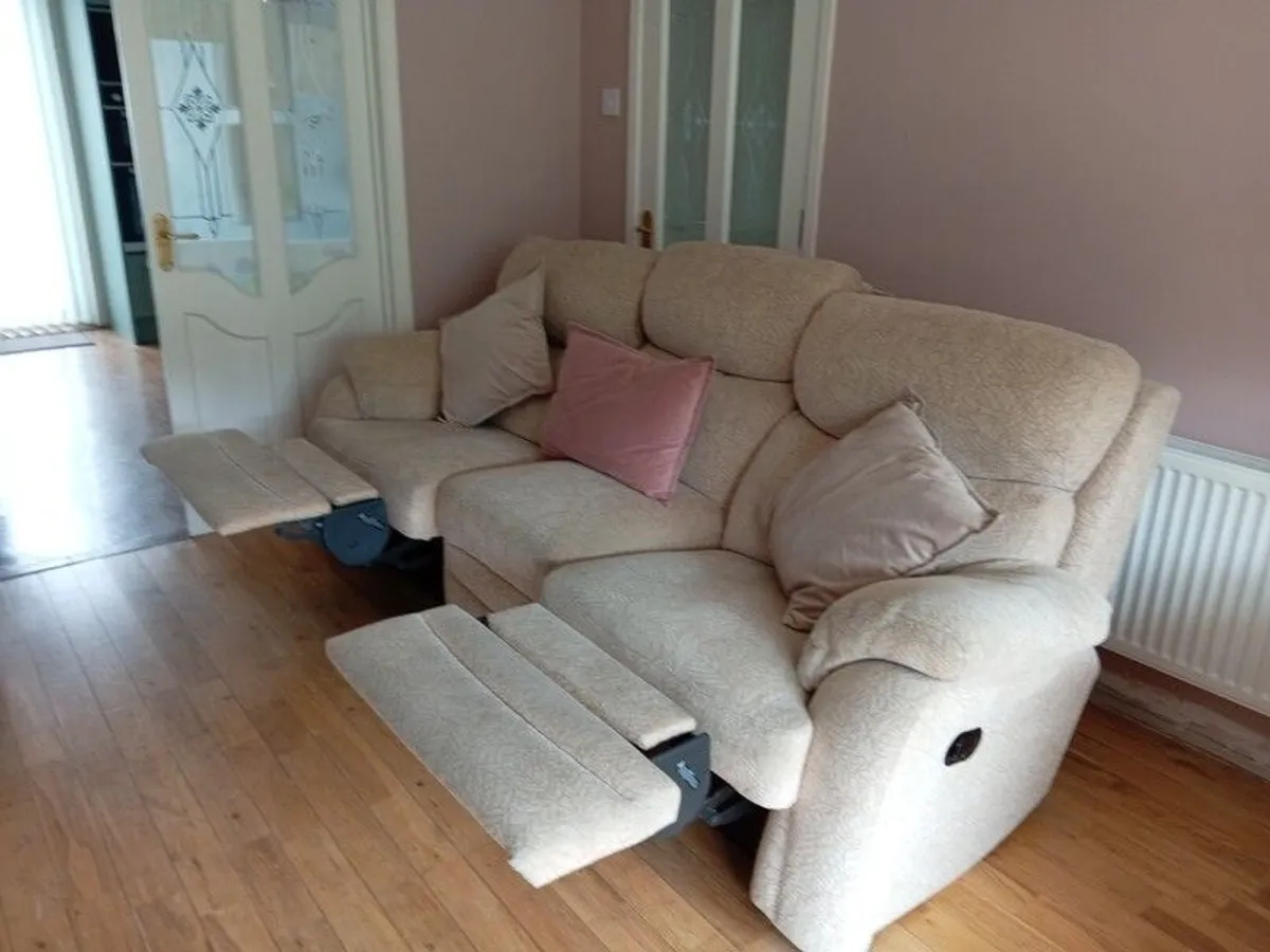 3 Piece Suite of Furniture - Image 1