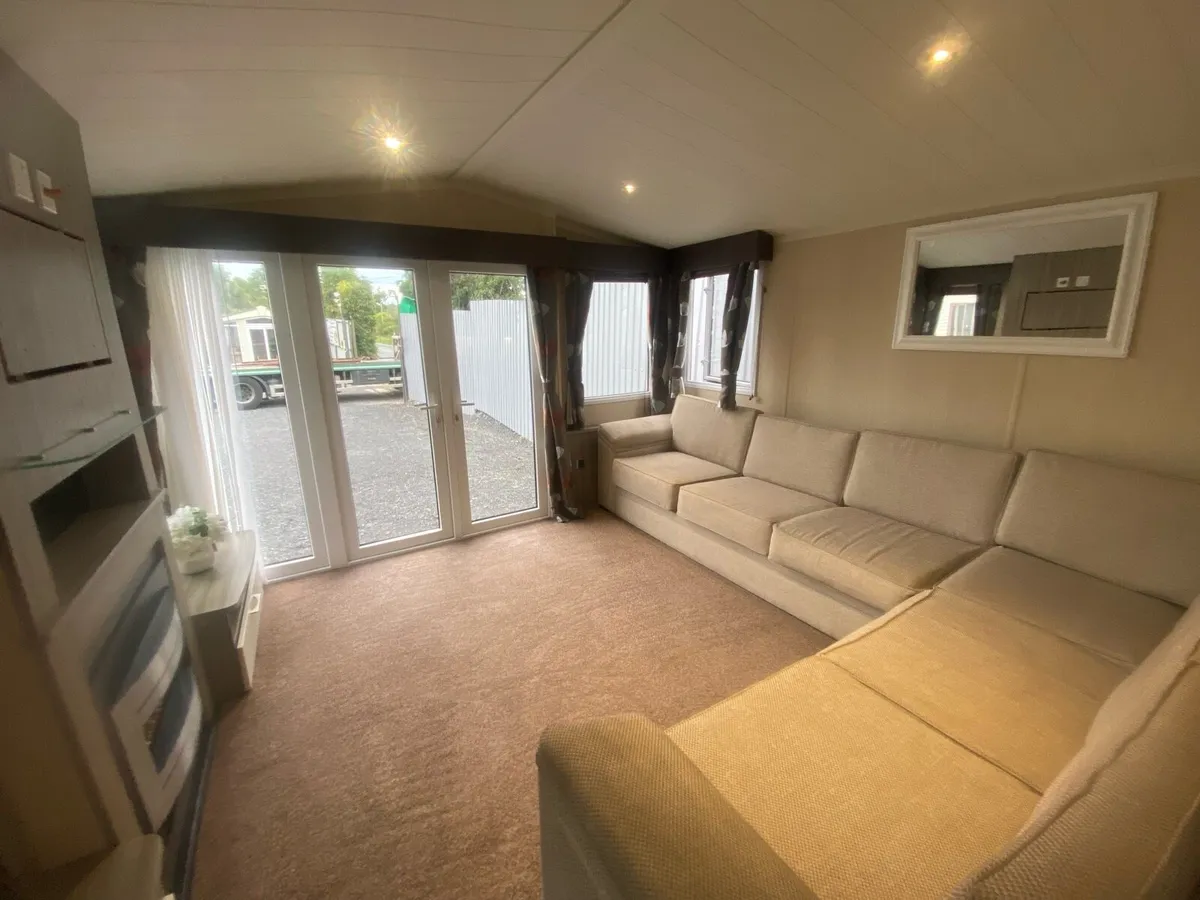 SWIFT MOSELLE LODGE @ HUDSONS KILDARE MOBILE - Image 2