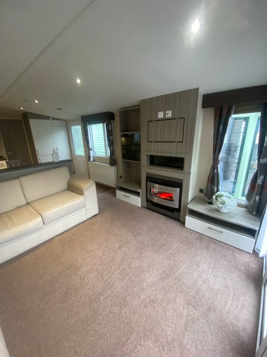 SWIFT MOSELLE LODGE @ HUDSONS KILDARE MOBILE - Image 4