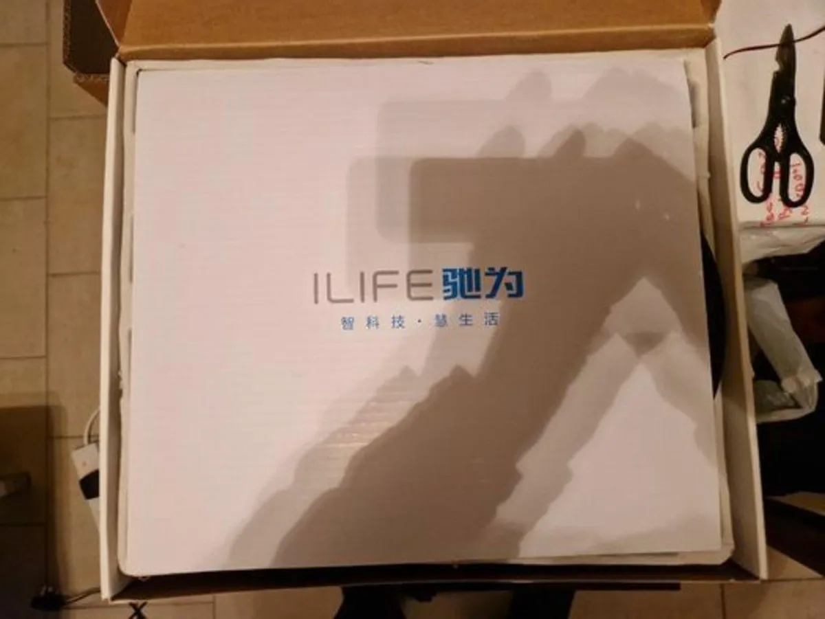 ILIFE Robotic Vacuum Cleaner BEATLES Series - NEW - Image 4