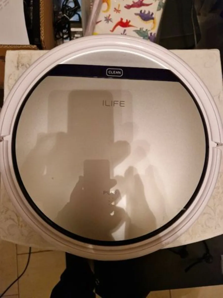 ILIFE Robotic Vacuum Cleaner BEATLES Series - NEW - Image 1
