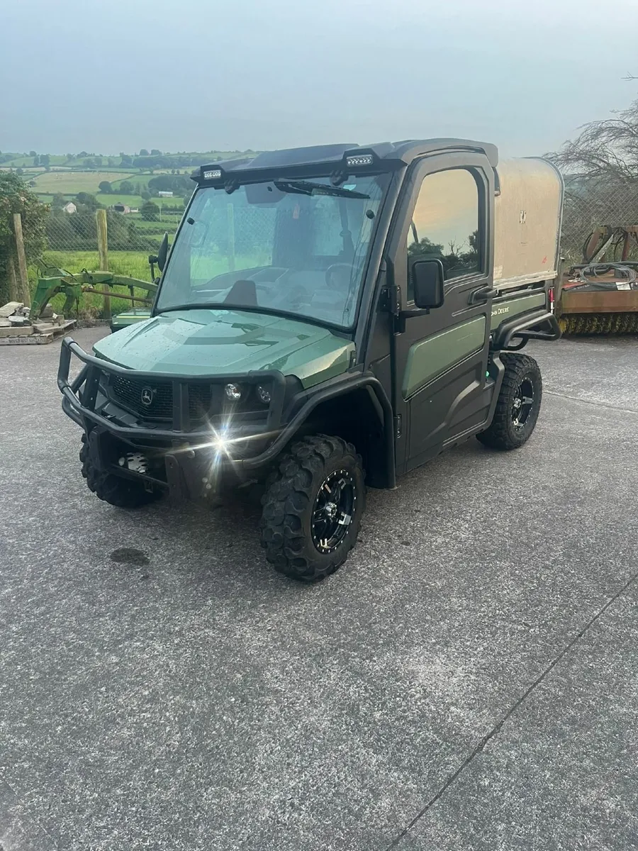 2023 John Deere 865M - Image 1