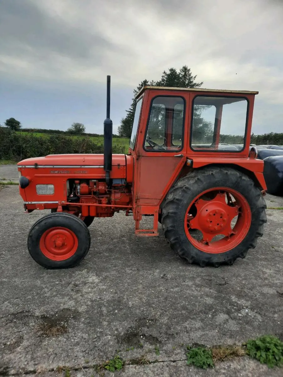 Zetor 4712 with tax book and Ferguson grubber - Image 3
