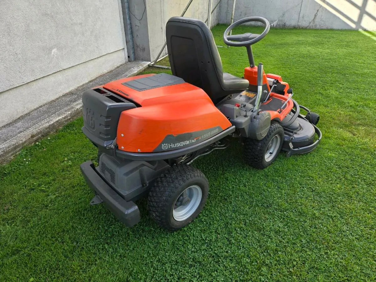 Husquvana 4 whee drive lawnmower for sale - Image 2