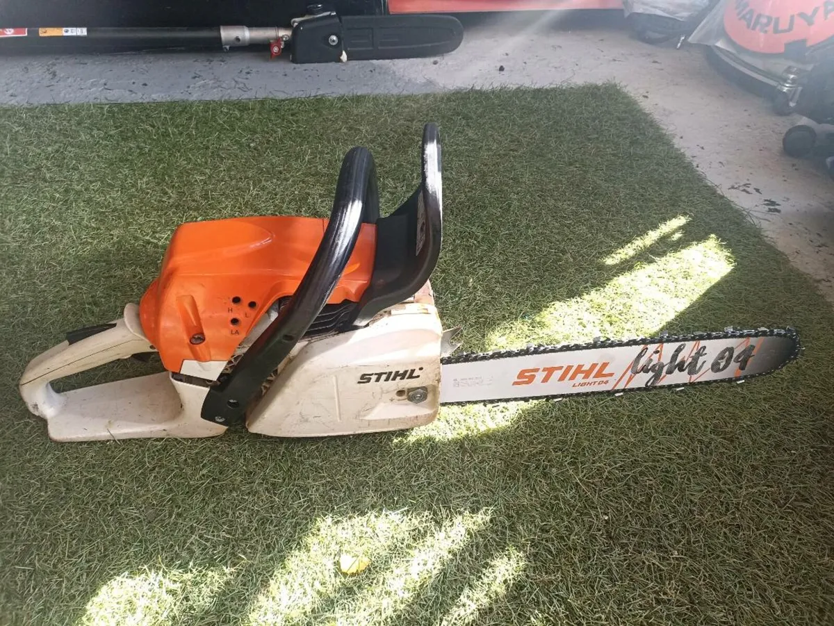STIHL MS 251 CHAINSAW FOR SALE - Image 3