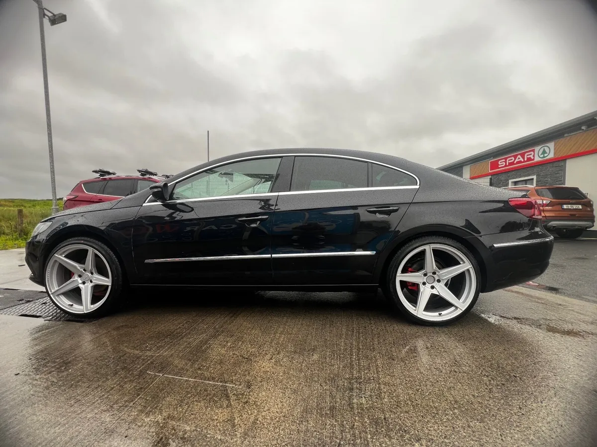 Volkswagen CC 2012 - Image 2